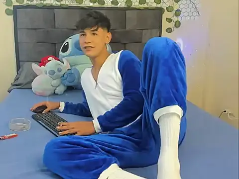 Stiben coll12 online show from March 25, 2026, 4:57 pm