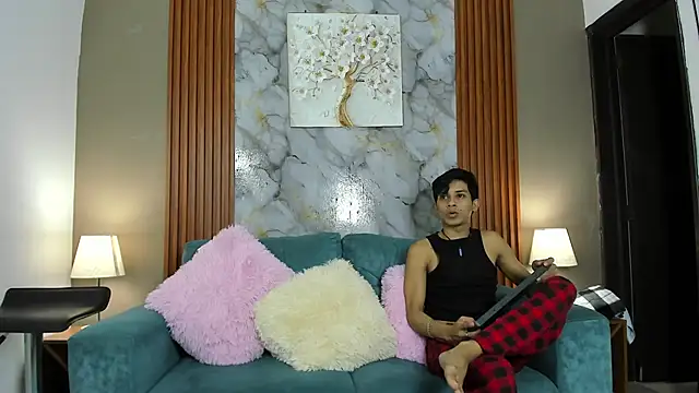 YUMMY BRO online show from February 14, 2026, 7:27 am