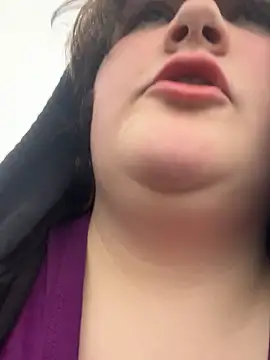 plushietoy online show from March 10, 2026, 9:09 pm