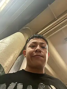 Jhon jairo420zzzz online show from July 28, 2026, 10:21 am