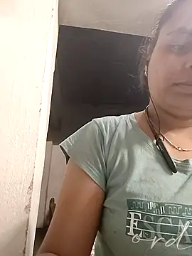 taniya0 online show from April 10, 2026, 4:33 pm