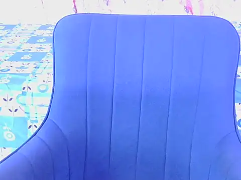 Snapshot of its-taniya chatting on April 2, 2026, 3:15 am its-taniya online show from April 2, 2026, 3:15 am