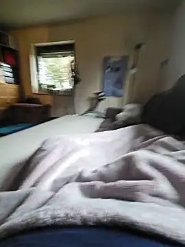 Gris-shadow online show from February 14, 2026, 11:51 am