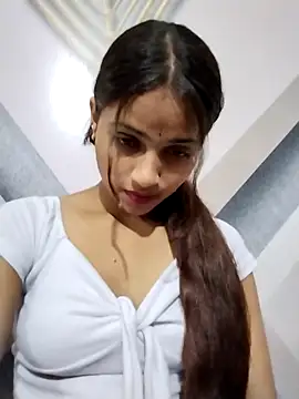 samayra1144 online show from March 18, 2026, 12:08 pm