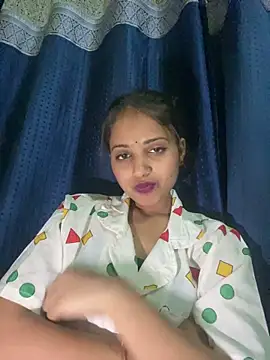 samayra1144 online show from May 10, 2026, 3:17 pm