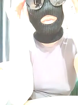 Snapshot of Cortny_xo chatting on February 17, 2026, 5:19 pm Cortny xo online show from February 17, 2026, 5:19 pm