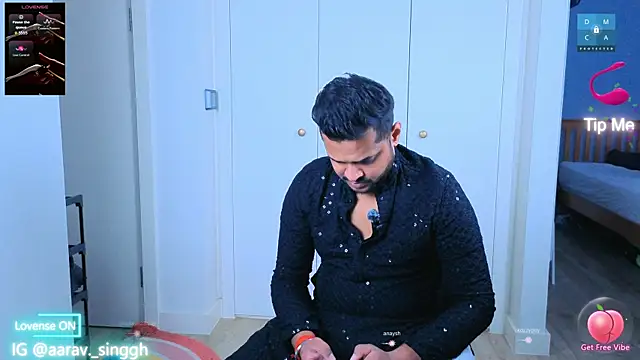 aarrav hotty online show from February 15, 2026, 8:49 pm