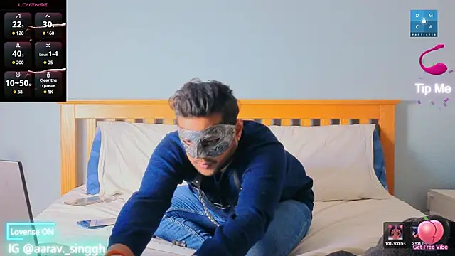 aarrav hotty online show from April 2, 2026, 8:28 pm