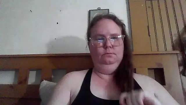 Snapshot of naughty_queen1 chatting on May 5, 2026, 8:06 pm naughty queen1 online show from May 5, 2026, 8:06 pm