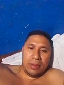 Snapshot of deiner13 chatting on February 22, 2026, 4:35 am deiner13 online show from February 22, 2026, 4:35 am