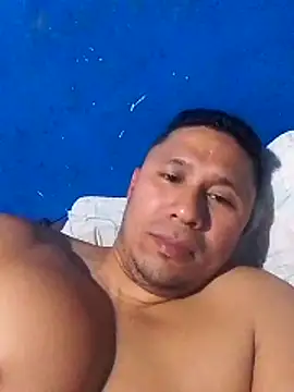 Snapshot of deiner13 chatting on March 4, 2026, 7:31 pm deiner13 online show from March 4, 2026, 7:31 pm