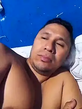 Snapshot of deiner13 chatting on March 25, 2026, 1:44 am deiner13 online show from March 25, 2026, 1:44 am