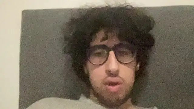 Snapshot of BrunozFerrarez chatting on February 14, 2026, 6:04 pm BrunozFerrarez online show from February 14, 2026, 6:04 pm