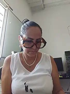 Snapshot of RubyStrome chatting on June 10, 2026, 5:12 pm RubyStrome online show from June 10, 2026, 5:12 pm