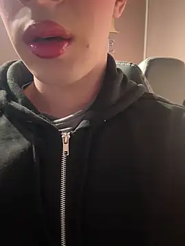 Snapshot of PerlaRogerss_ chatting on March 10, 2026, 10:42 am PerlaRogerss online show from March 10, 2026, 10:42 am