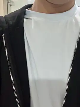 Snapshot of PerlaRogerss_ chatting on March 20, 2026, 10:42 am PerlaRogerss online show from March 20, 2026, 10:42 am