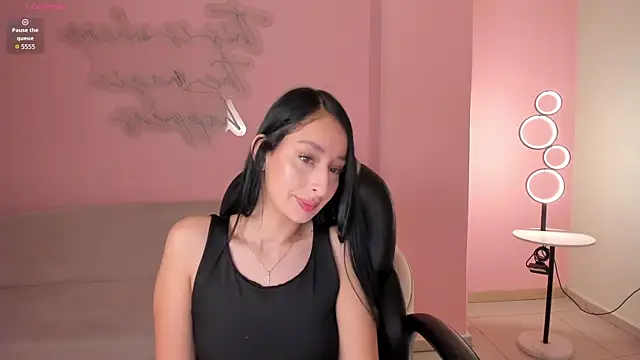 Snapshot of AmaraDivine chatting on March 15, 2026, 5:30 pm AmaraDivine online show from March 15, 2026, 5:30 pm