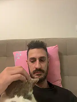 livegreek online show from April 3, 2026, 6:06 pm