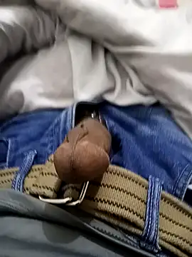 Snapshot of Raya-420 chatting on February 15, 2026, 2:03 pm Raya-420 online show from February 15, 2026, 2:03 pm