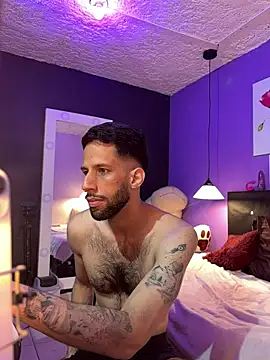 Snapshot of Karim_mansur chatting on March 9, 2026, 1:15 pm Karim mansur online show from March 9, 2026, 1:15 pm