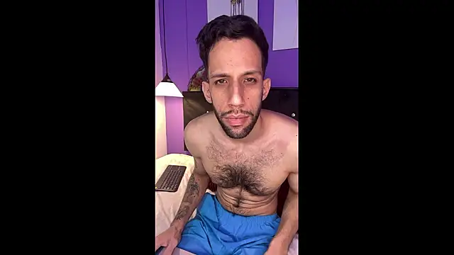 Snapshot of Karim_mansur chatting on March 27, 2026, 3:01 pm Karim mansur online show from March 27, 2026, 3:01 pm