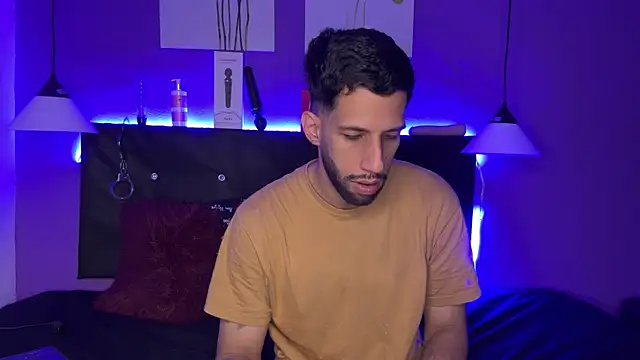 Snapshot of Karim_mansur chatting on April 21, 2026, 3:07 pm Karim mansur online show from April 21, 2026, 3:07 pm