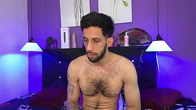 Snapshot of Karim_mansur chatting on May 7, 2026, 12:43 pm Karim mansur online show from May 7, 2026, 12:43 pm