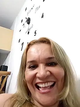 charlotte milf30 online show from February 25, 2026, 3:49 am