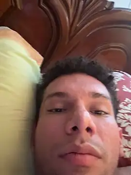 Valentinacouple online show from February 14, 2026, 7:32 pm