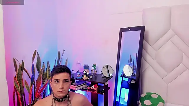 Snapshot of bad_boy_cum_ chatting on March 5, 2026, 5:03 am bad boy cum online show from March 5, 2026, 5:03 am