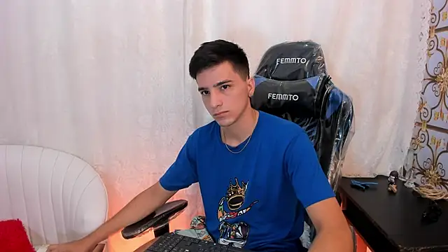 Snapshot of bad_boy_cum_ chatting on March 10, 2026, 1:38 pm bad boy cum online show from March 10, 2026, 1:38 pm