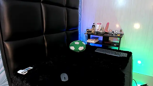 Snapshot of bad_boy_cum_ chatting on March 25, 2026, 11:11 pm bad boy cum online show from March 25, 2026, 11:11 pm