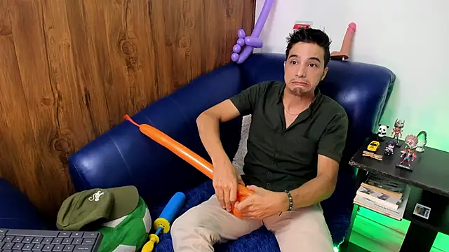 Snapshot of bad_boy_cum_ chatting on March 26, 2026, 9:31 pm bad boy cum online show from March 26, 2026, 9:31 pm