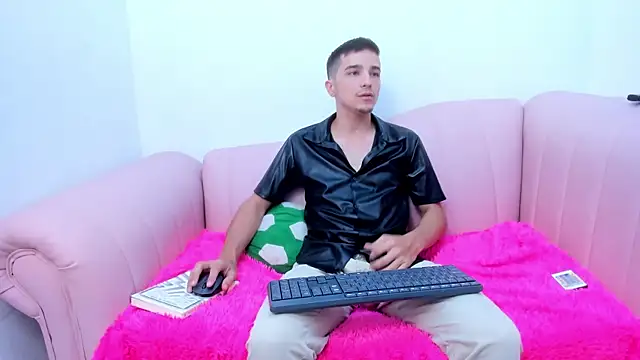 Snapshot of bad_boy_cum_ chatting on April 3, 2026, 11:03 pm bad boy cum online show from April 3, 2026, 11:03 pm