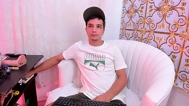 bad boy cum  online show from May 7, 2026, 9:09 pm