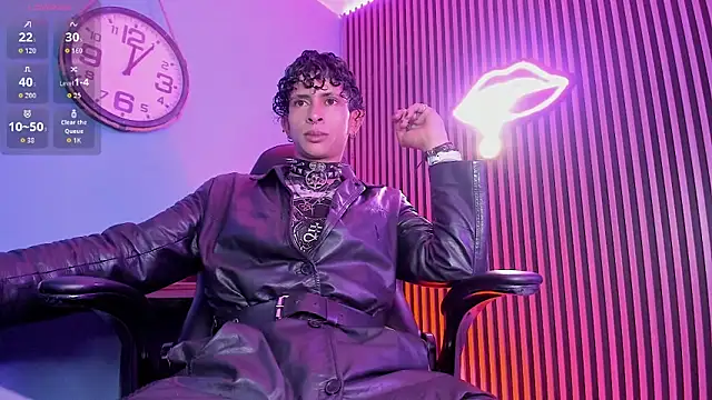 Maximoking26 online show from March 11, 2026, 1:33 am