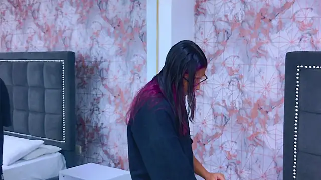 Raven Gloomy online show from February 24, 2026, 12:25 pm