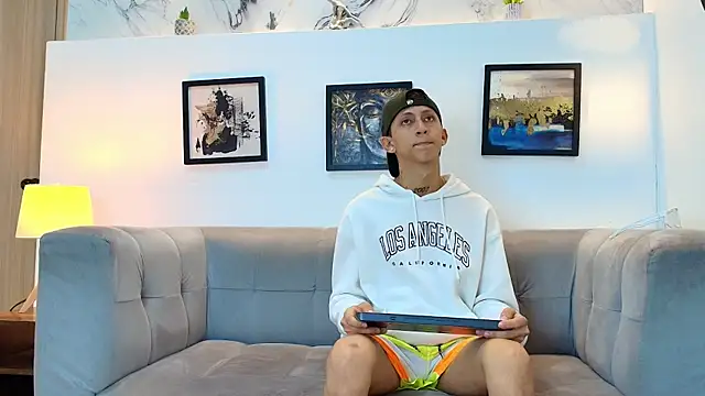 BOYS PLAY online show from May 14, 2026, 1:12 am
