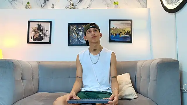BOYS PLAY online show from May 17, 2026, 1:25 am