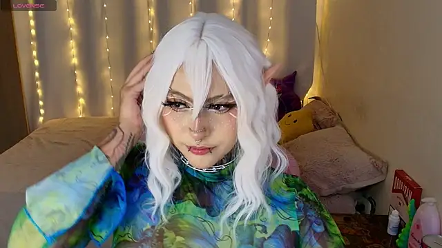 maliciaXpoison online show from March 26, 2026, 11:54 pm