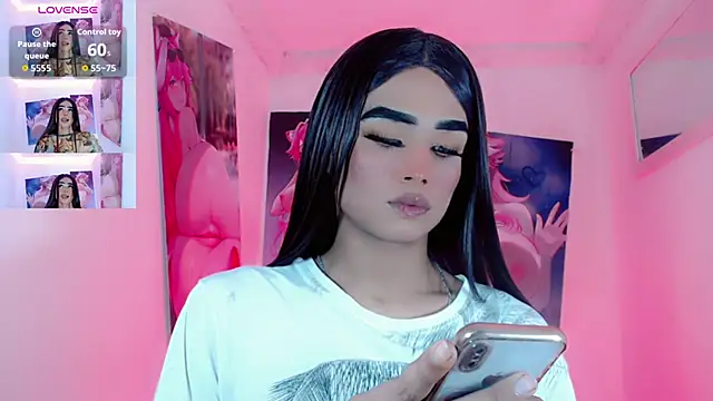 Snapshot of Alisson_Secrett_ chatting on March 25, 2026, 2:39 am Alisson Secrett online show from March 25, 2026, 2:39 am