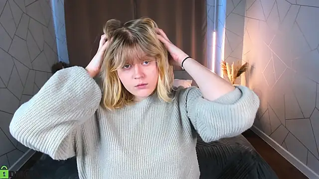 luna c0ra online show from April 8, 2026, 1:05 am