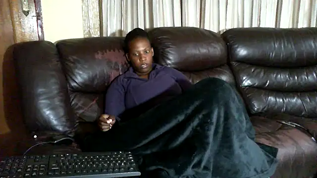 Snapshot of Sky-Diamond chatting on April 9, 2026, 7:36 am Sky-Diamond online show from April 9, 2026, 7:36 am