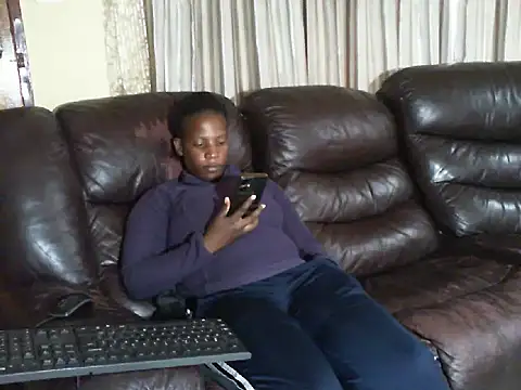 Snapshot of Sky-Diamond chatting on April 11, 2026, 7:45 am Sky-Diamond online show from April 11, 2026, 7:45 am