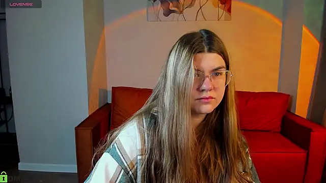 zoe j0y online show from March 10, 2026, 1:10 am