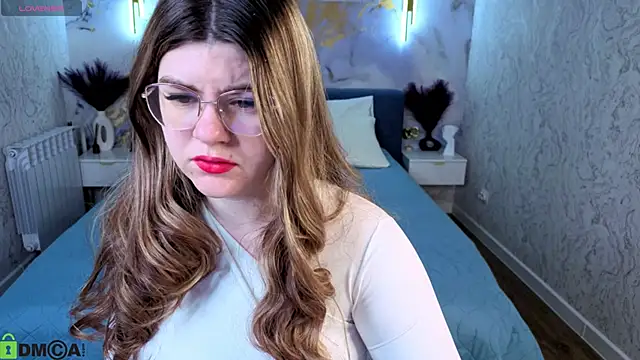 zoe j0y online show from April 5, 2026, 1:25 am