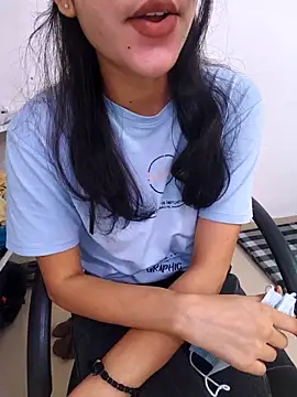 Snapshot of tanzum_khan3202 chatting on April 2, 2026, 6:33 am tanzum khan3202 online show from April 2, 2026, 6:33 am