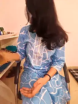 Snapshot of tanzum_khan3202 chatting on April 5, 2026, 5:59 am tanzum khan3202 online show from April 5, 2026, 5:59 am