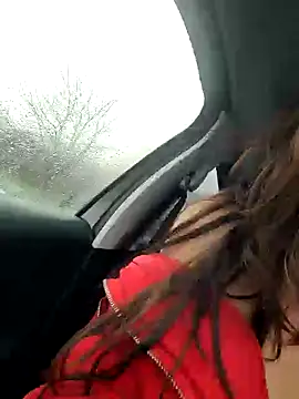 Lavieinrose online show from February 16, 2026, 12:45 pm