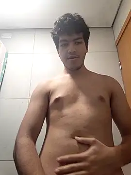 Snapshot of cupidorichard17cm chatting on February 15, 2026, 2:25 pm cupidorichard17cm online show from February 15, 2026, 2:25 pm